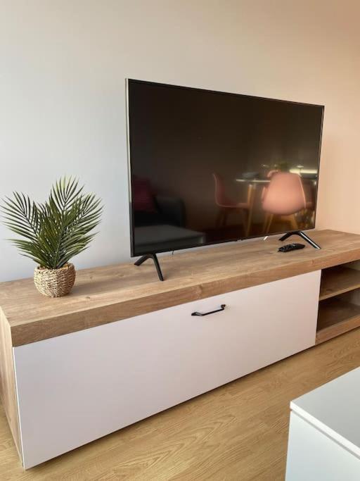 Apartamento A Pie De Playa La Pepa Burela Exteriér fotografie